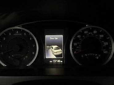 2017: Toyota Camry: 2017 г., 2.5 л, Автомат, Бензин, Седан — 5