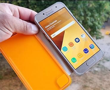 sony 7: Samsung Galaxy A5 2017, Б/у, 128 ГБ, цвет - Золотой, 1 SIM, 2 SIM — 1