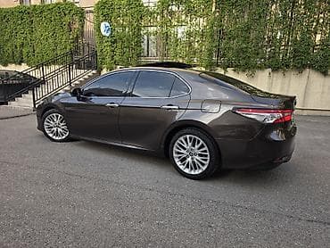 es 200: Toyota Camry: 2018 г., Автомат, Бензин, Седан — 3