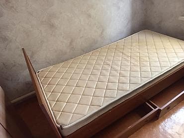 крват: Односпальная кровать с выдвижными ящиками и матрасом. - Размер — 2