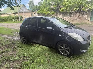 Toyota: Toyota Yaris: 2007 г., 1.3 л, Автомат, Бензин, Хэтчбэк — 2