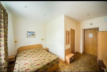 сдаю кабинет в мед центре: 12 м², С мебелью — 1