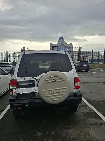 мицубиси голд: Mitsubishi Pajero iO: 2001 г., 2 л, Автомат, Бензин, Внедорожник — 4