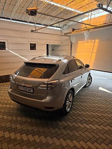 Lexus: Lexus RX: 2010 г., 3.5 л, Автомат, Бензин, Кроссовер — 1