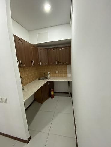 места для бизнес: Аренда офисов, 165 м², В жилом комплексе, 1 линия, С отдельной кухней, С отдельным входом — 7