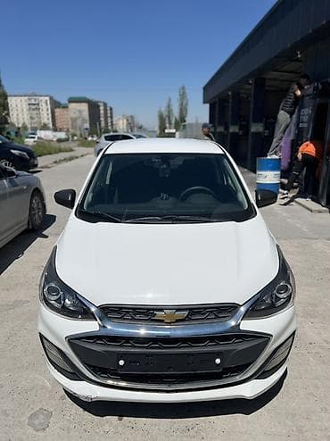 Chevrolet Spark: 2020 г., 1 л, Вариатор, Бензин, Хэтчбэк