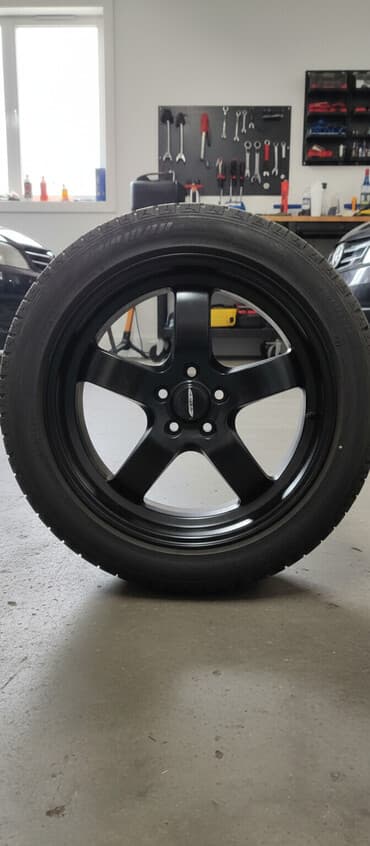 Комлект диска почти новый бир сезон салынган тегиз таза удар болгон