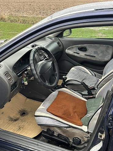 ли авто: Mitsubishi Carisma: 1995 г., 1.8 л, Механика, Бензин, Седан — 10