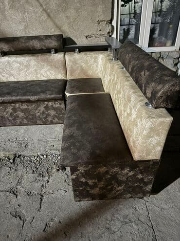 угловая кухонная мягкая мебель: Модульный диван — 4