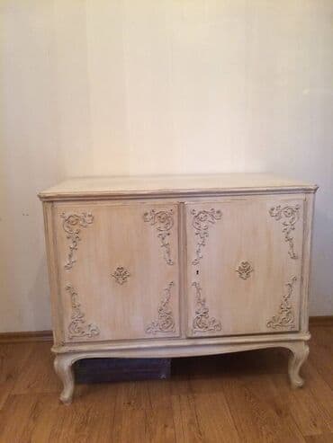 ОЧЕНЬ Срочно! !В ПЕРЕДЕЛКУ-Винтажная Тумба .Румыния. Дерево!. Сейчас