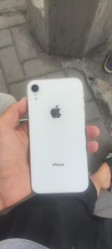 IPhone Xr, Б/у, 64 ГБ, Белый, Защитное стекло, Чехол, 75 % — 6