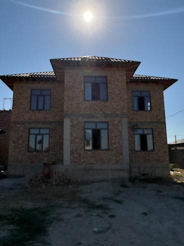 Продажа домов: Продаётся двухэтажный кирпичный дом ж/м Рухий-Мурас 2. Основные — 2