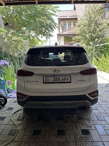 Hyundai Santa Fe: 2018 г., 2 л, Автомат, Бензин, Жол тандабас — 3