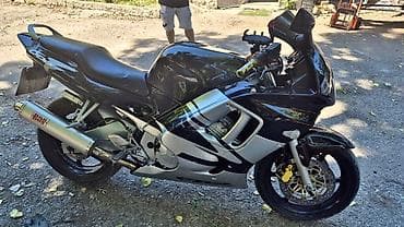 Унаа: Honda CBR1100XX Super Blackbird (черный) Ищешь надежный, породистый и — 1