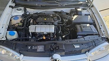 купить колесный экскаватор бу: Volkswagen Golf: 2003 г., 2 л, Механика, Газ, Универсал — 10