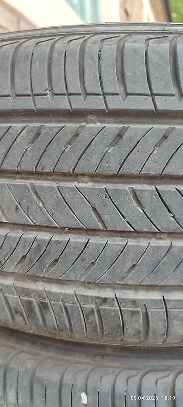 сапат бетон: Шиналар R 17, Жай, Комплект, Жеңил унаалар, Kumho — 2