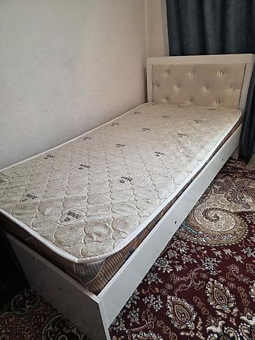 кровати полуторка: Односпальная кровать с матрасом - Размер спального места — 1
