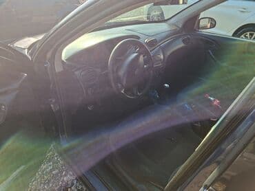 ford tranzit: Ford Focus: 2002 г., 1.6 л, Бензин, Хэтчбэк — 9