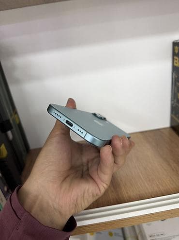 цена 10 айфона: IPhone 16, Б/у, 128 ГБ, Alpine Green, Защитное стекло, Чехол, Кабель, 100 % — 6
