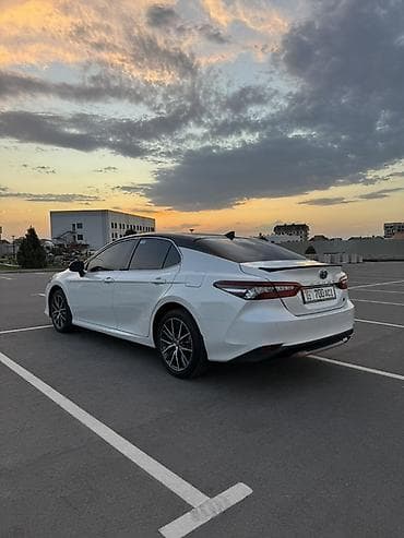 Унаа: Toyota Camry: 2021 г., 2.5 л, Автомат, Бензин, Седан — 7