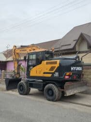 пневма домкрат: Экскаватор, Hyundai, 2020 г., Колесный — 4