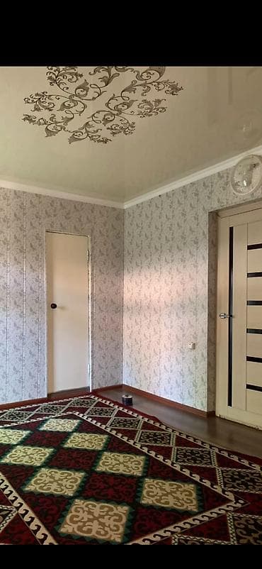 Недвижимость: 70 м², 4 комнаты, Забор, огорожен — 3