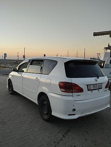 Транспорт: Toyota Ipsum: 2005 г., 2.4 л, Автомат, Бензин, Минивэн — 3