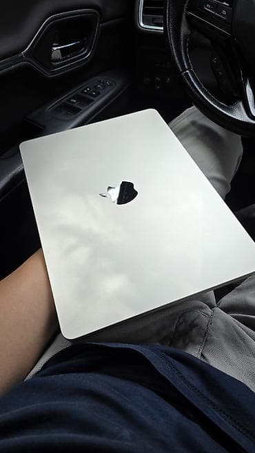 Ультрабук, Б/у, Apple M2, ОЗУ, RAM: 8 ГБ — 1