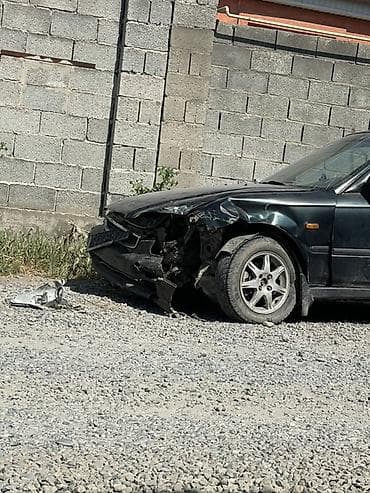 Honda Civic: 1998 г., Автомат, Бензин, Седан