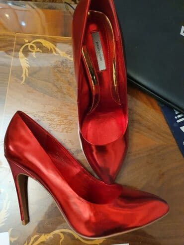 фирменная обувь из италии: 3 пары новых туфель! 1) Zara, р-р 40, удобная колодка. Цена 2500 — 3