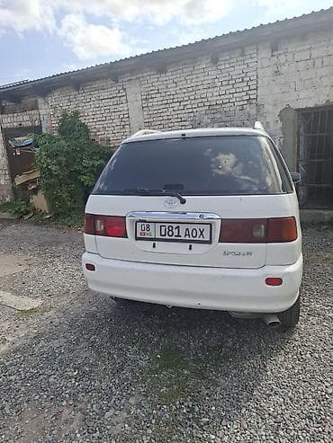 исузи елф: Toyota Ipsum: 1999 г., 2 л, Автомат, Бензин, Минивэн — 4