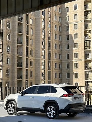 Toyota RAV4: 2020 г., 2.5 л, Вариатор, Гибрид, Кроссовер — 7