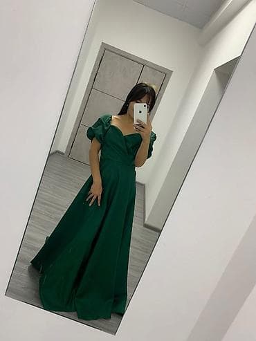 Баасы: 1000 Размер: 42 Длина: 1,60 Цвет: жашыл 💚 Көйнөктүн эки жеңи at lalafo.kg Баасы: 1000 Размер: 42 Длина: 1,60 Цвет: жашыл 💚 Көйнөктүн эки жеңи