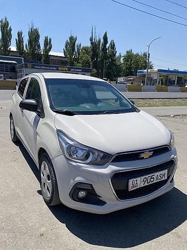 Продажа авто: Chevrolet Spark: 2017 г., 1 л, Вариатор, Бензин, Хэтчбэк — 1