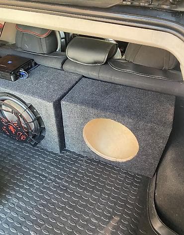 Усилители звука: Продаю сабвуфер в закрытом ящике с усилителем Сабвуфер: Урал Молот — 2