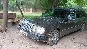 Mercedes-Benz W124: 1993 г., 2.2 л, Автомат, Бензин, Универсал — 4