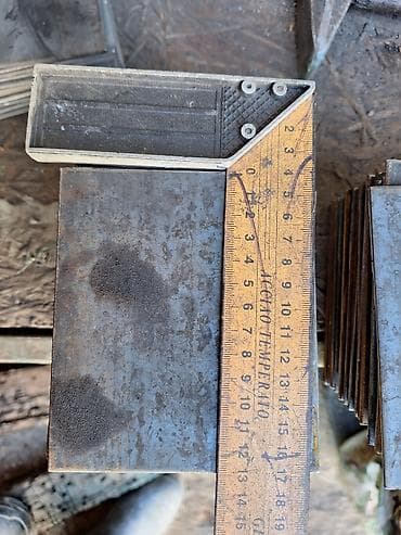 свара: Стальные пластины/заготовки, раскрой из листа. - Материал: сталь. - — 3