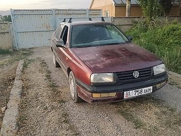 корзина на авто: Volkswagen Vento: 1993 г., 1.8 л, Механика, Бензин, Седан — 4