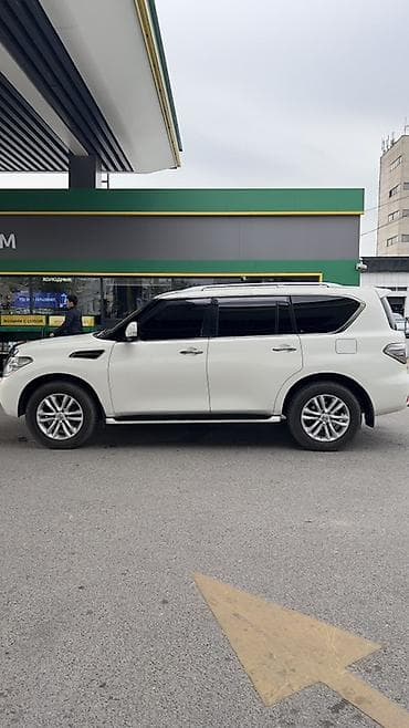 pathfinder r51: Nissan Patrol: 2012 г., 5.6 л, Автомат, Бензин, Внедорожник — 5