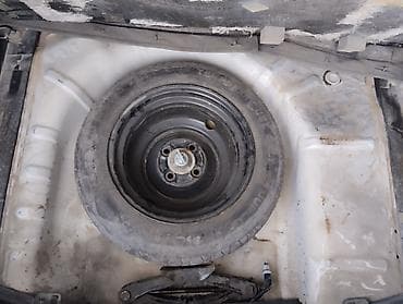 mazda 2000: Honda Fit: 2005 г., 1.3 л, Вариатор, Бензин, Хэтчбэк — 9