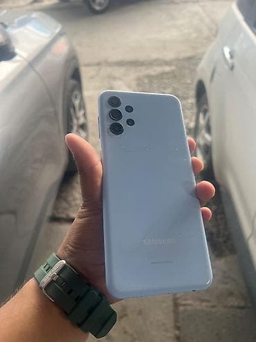 galaxy a 01: Samsung Galaxy A13, Б/у, 128 ГБ, цвет - Голубой, 2 SIM — 2
