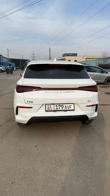 byd электромобил: BYD E2: 2020 г., Автомат, Электромобиль, Седан — 3