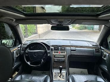 e500 124: Mercedes-Benz E-Class: 1999 г., 4.3 л, Автомат, Бензин, Седан — 4
