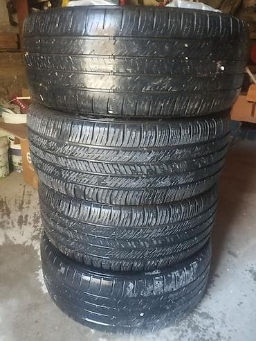 Комплект из 4 летних шин для легкового автомобиля. размер 215/50r17