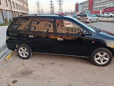 гранд хайландер: Toyota Gaia: 2000 г., Минивэн — 7