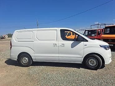 subaru forester sh5: Hyundai H-1: 2019 г., Дизель, Фургон — 3