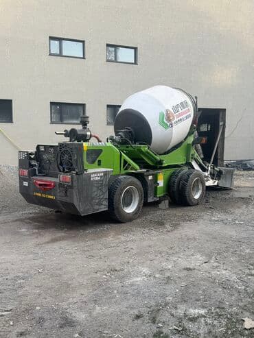 рабочий фундамент: Стяжка, Фундамент Бесплатная консультация Больше 6 лет опыта — 1