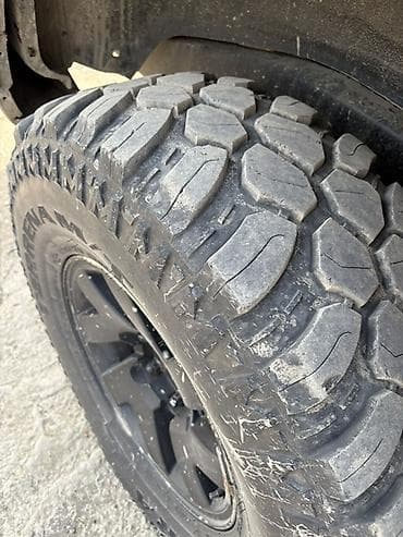 шины бу бишкек 15: Дөңгөлөктөр монтажда 285 / 75 / R 16, Комплект, Жол тандабастар (АТ/МТ), Куйма — 1