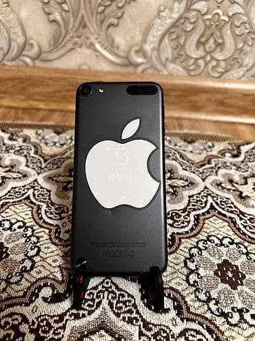 iphone 13mini: IPhone 5s, Б/у, 32 ГБ, Черный, Защитное стекло, Чехол — 1