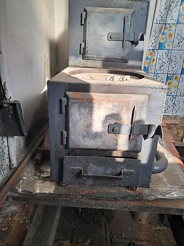 котёл для дома: Твердотопливная печь-камин состояние новое топили раз 5 — 6